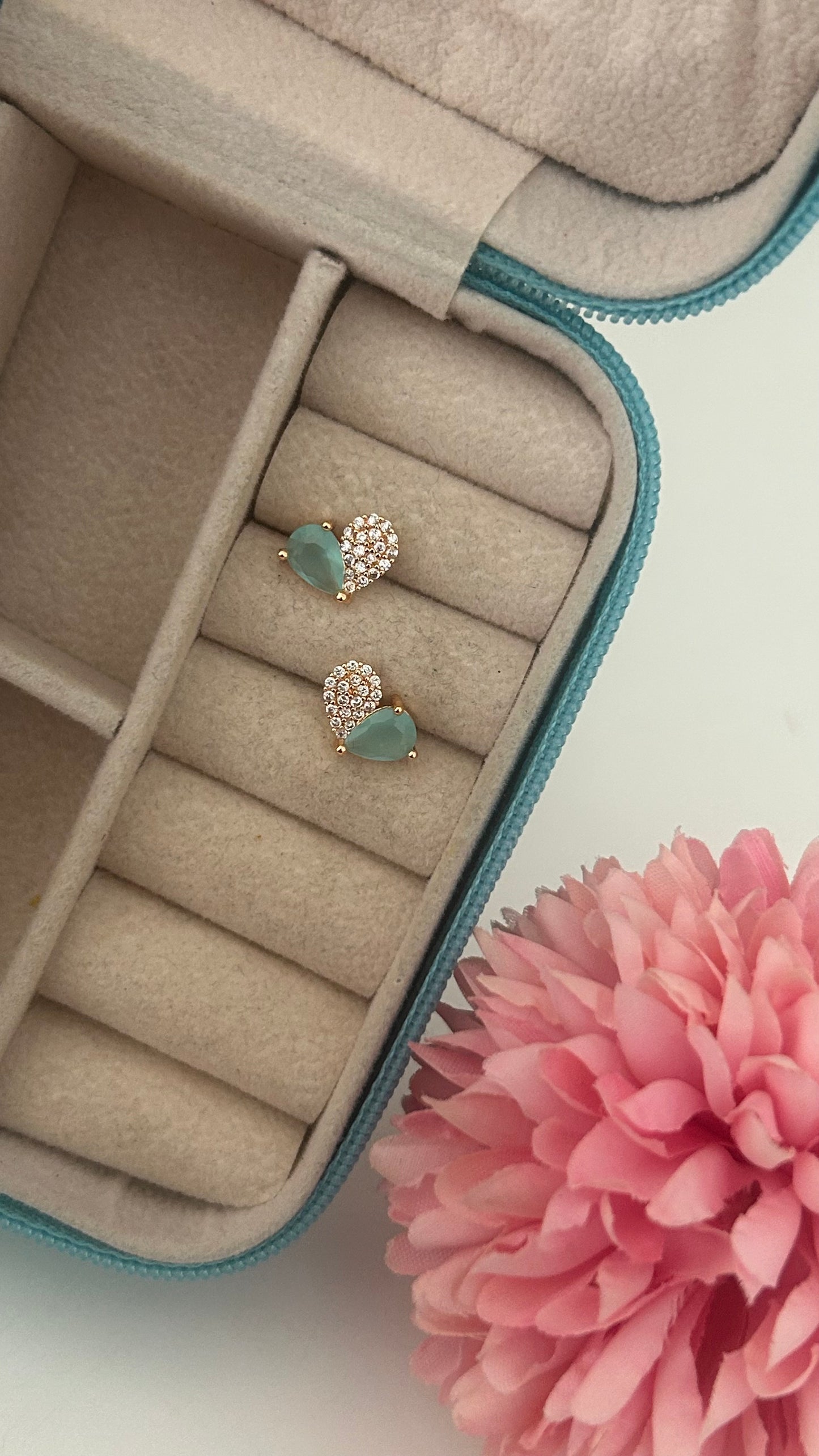 Cz cute heart symbol with stone and sea blue colour stud