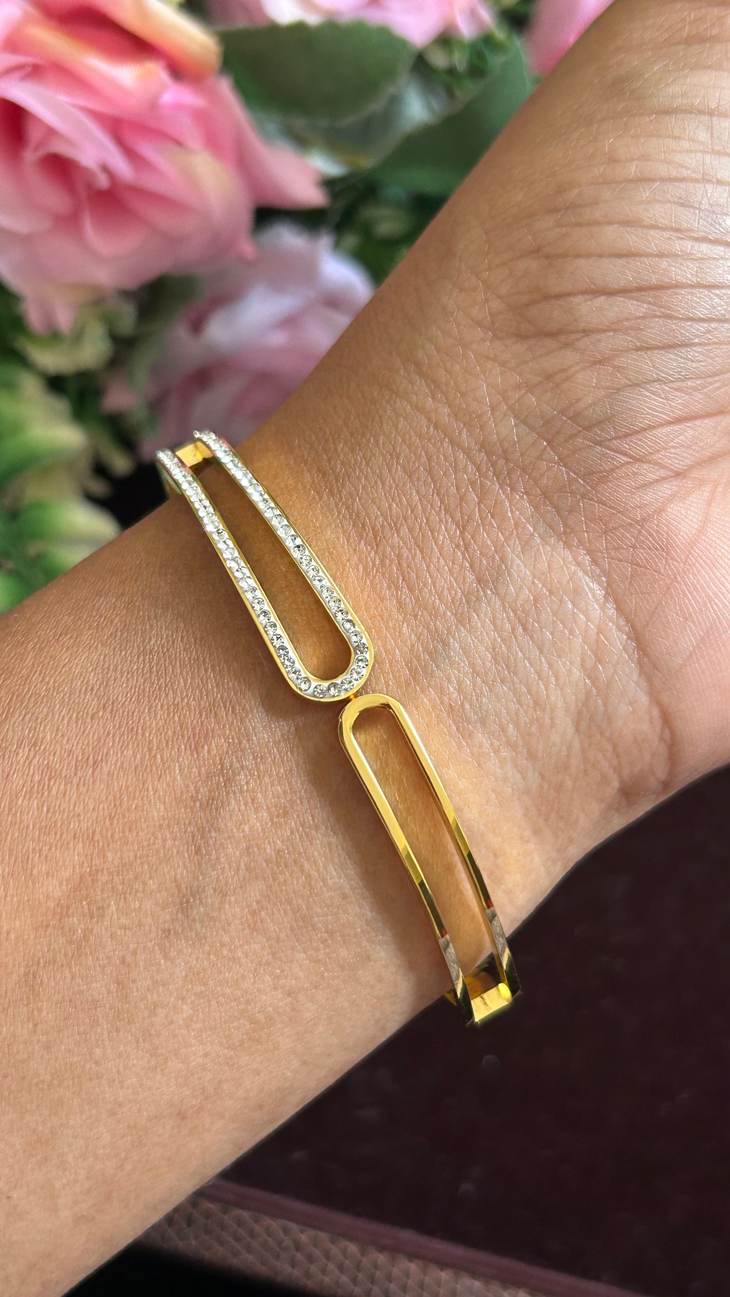 Elegant Openable Golden-Toned Kada with CZ Stones