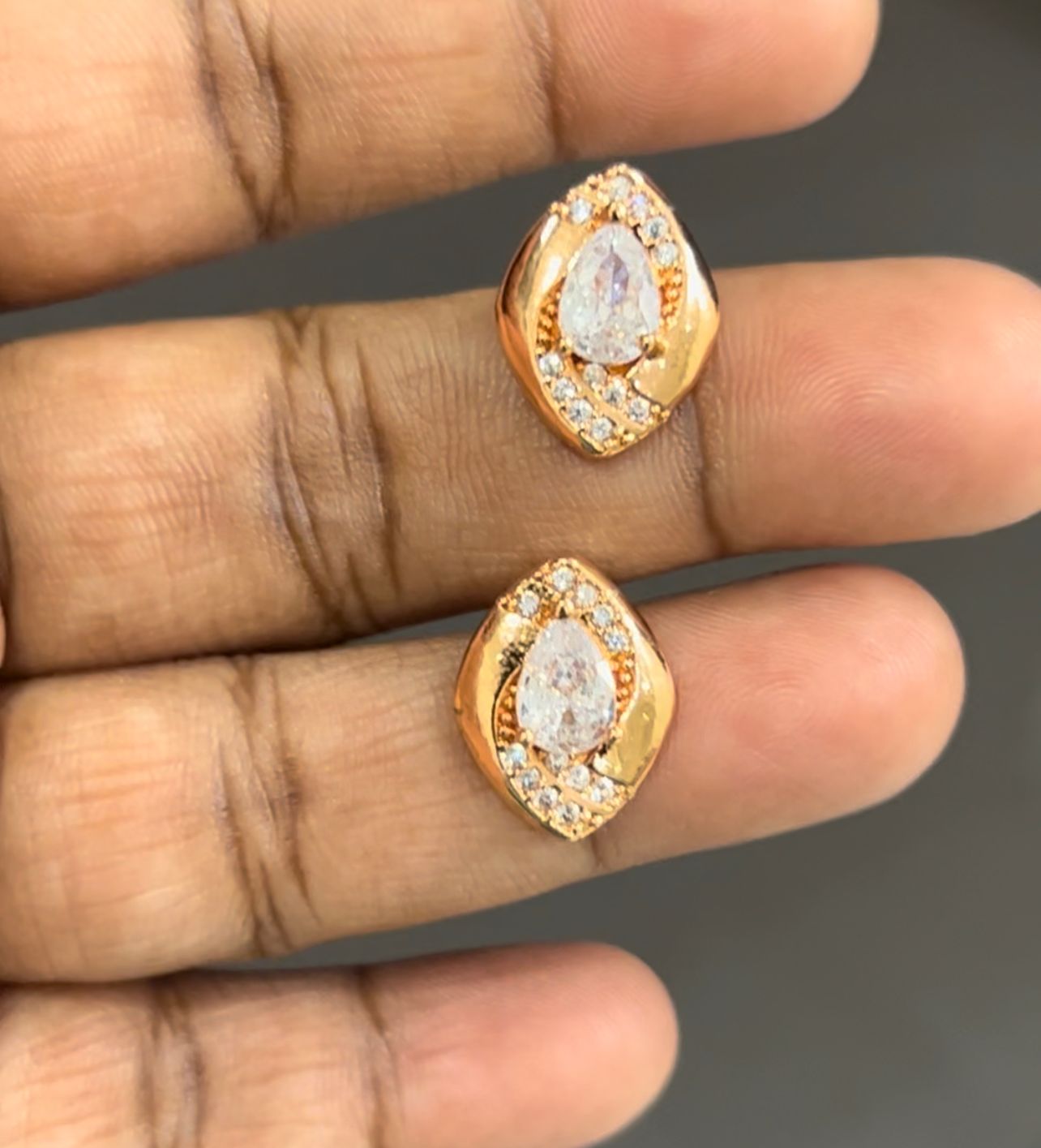 Textured Teardrop CZ Stud Earrings – Gold-Plated Modern Cushion Frame