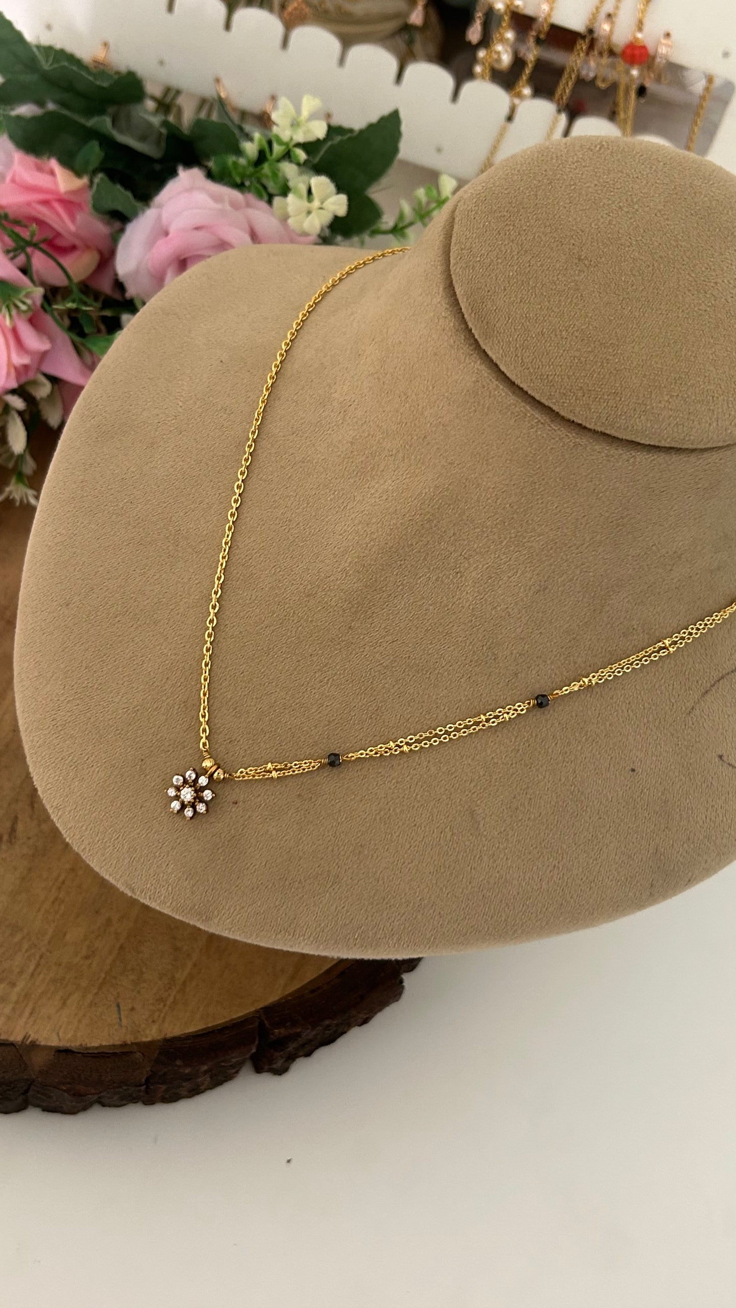Rashmika Mandanna Inspired Minimal Black Beads Necklace 💛 | Elegant and minimal and stylish Mangalsutra with flower pendent