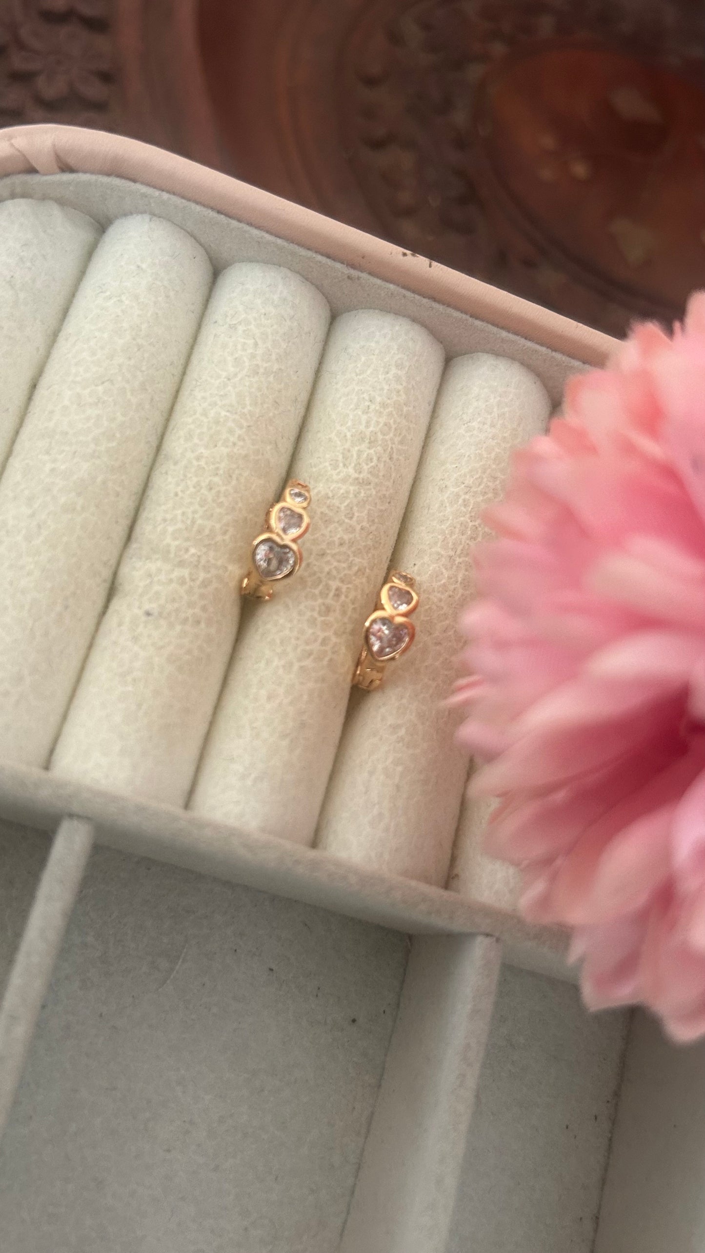 CZ Bali with heart shapes