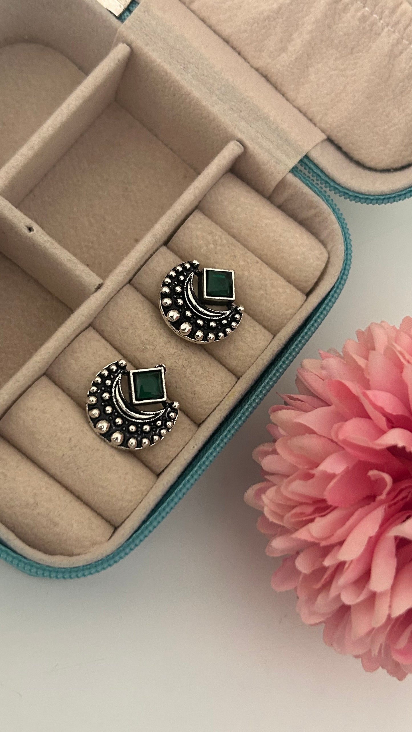 Oxidized half moon shape stud in green