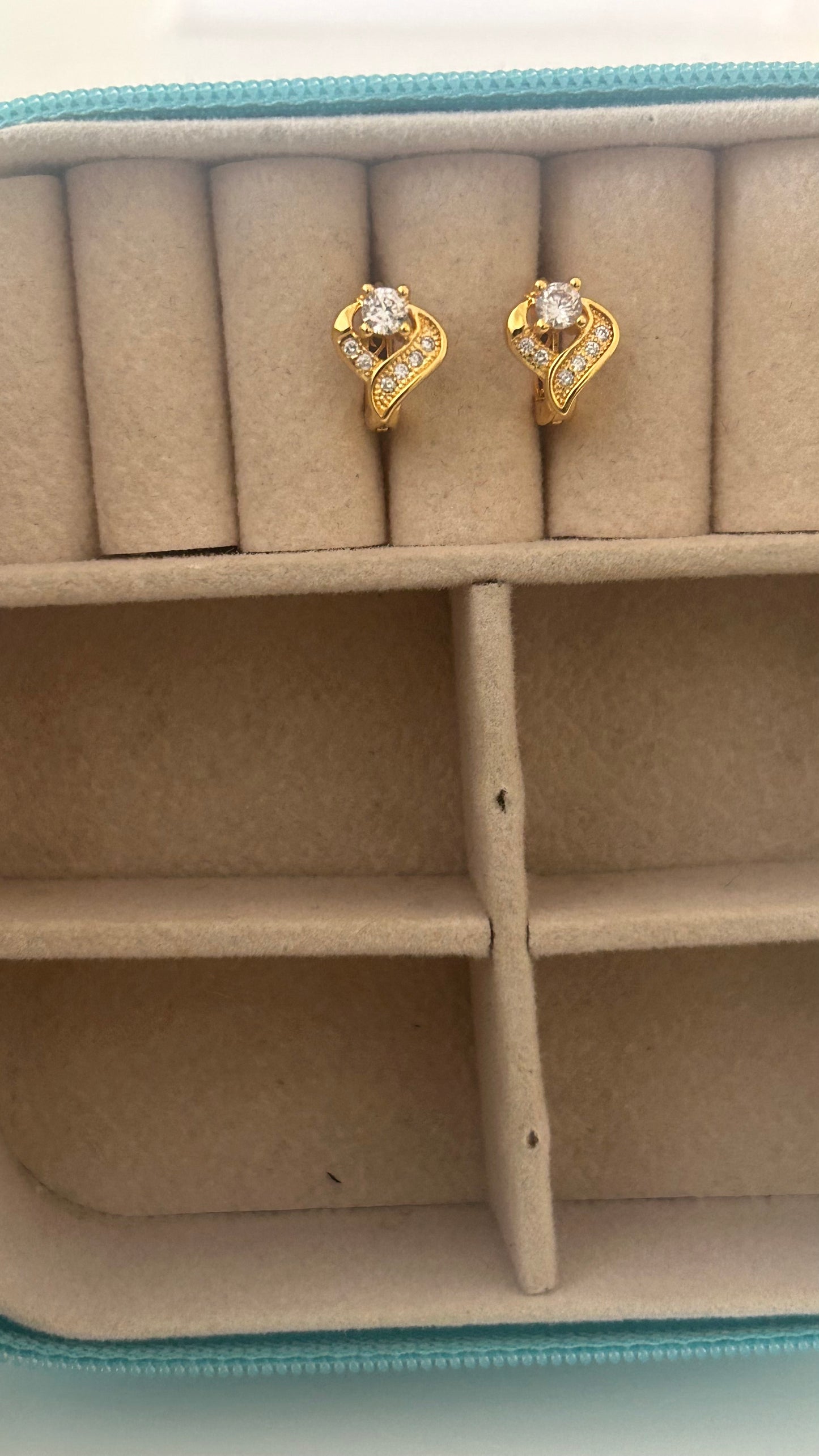 Daily wear ad stone Bali