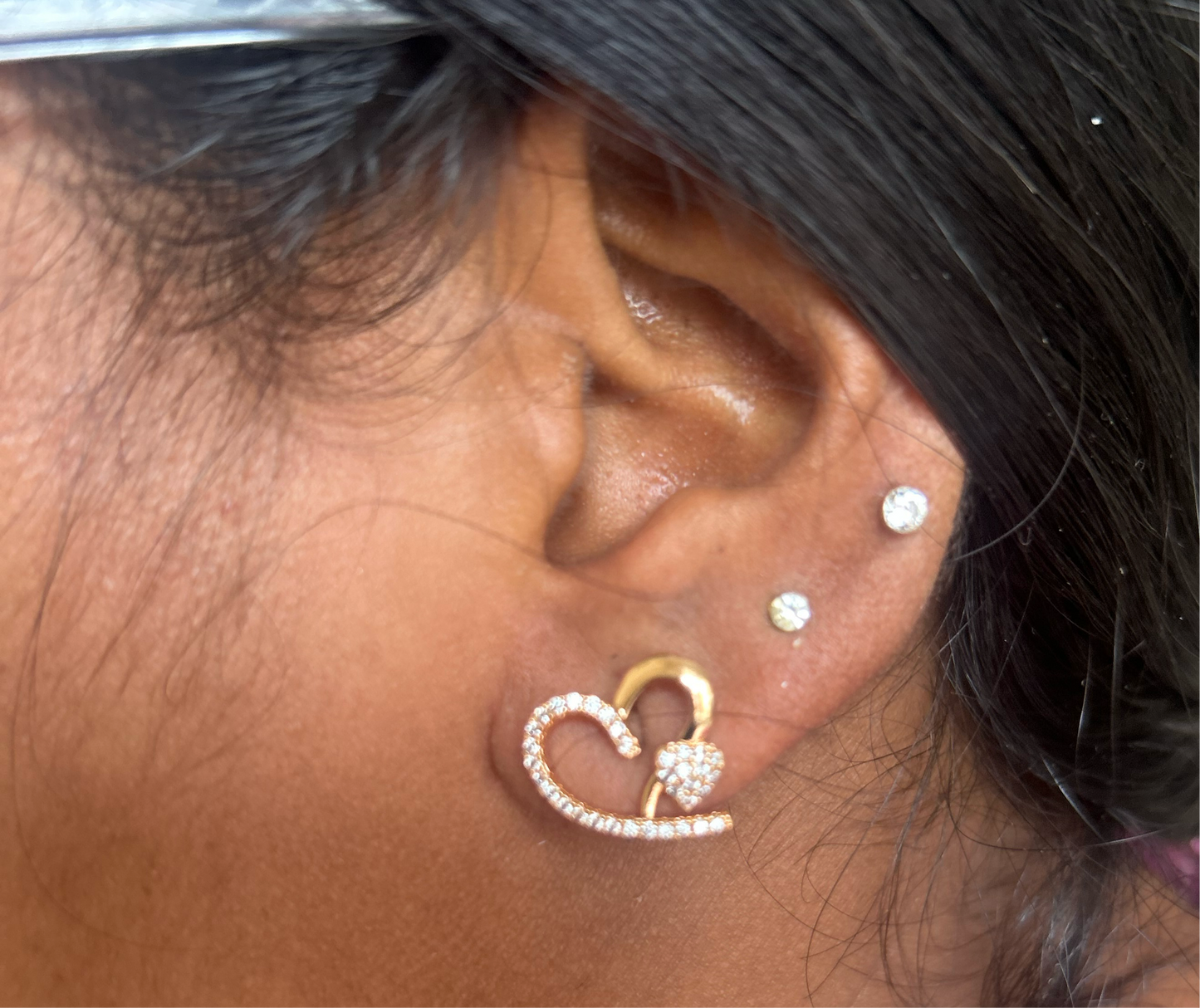 Sparkling Embrace Heart Studs – Dual Crystal Love Design