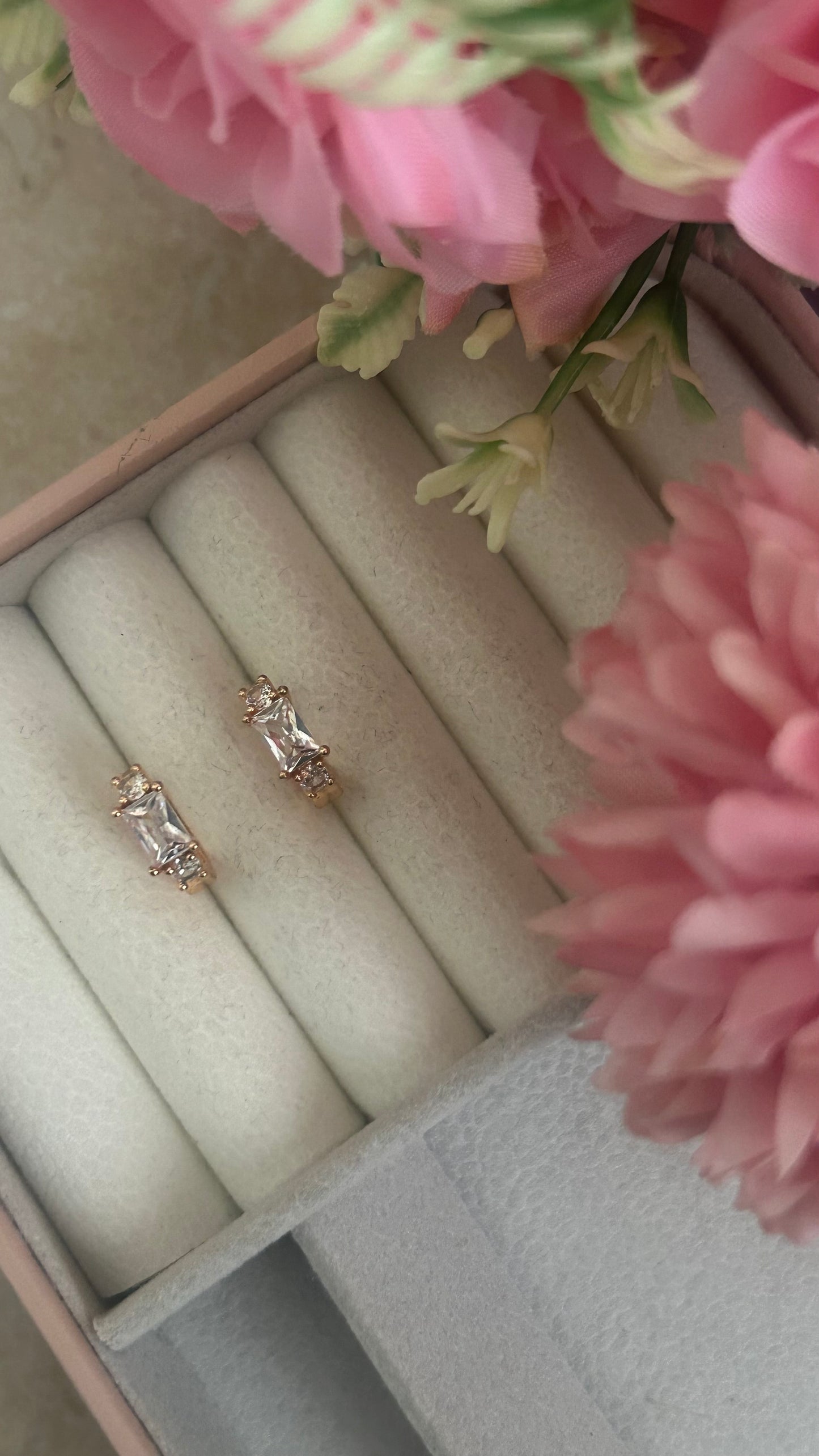 CZ Bali with full white stone