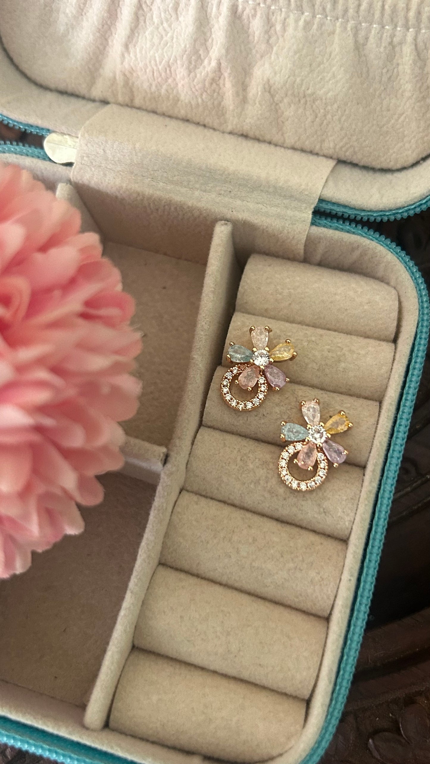 Cz multicoloured flower stud with 5 petals