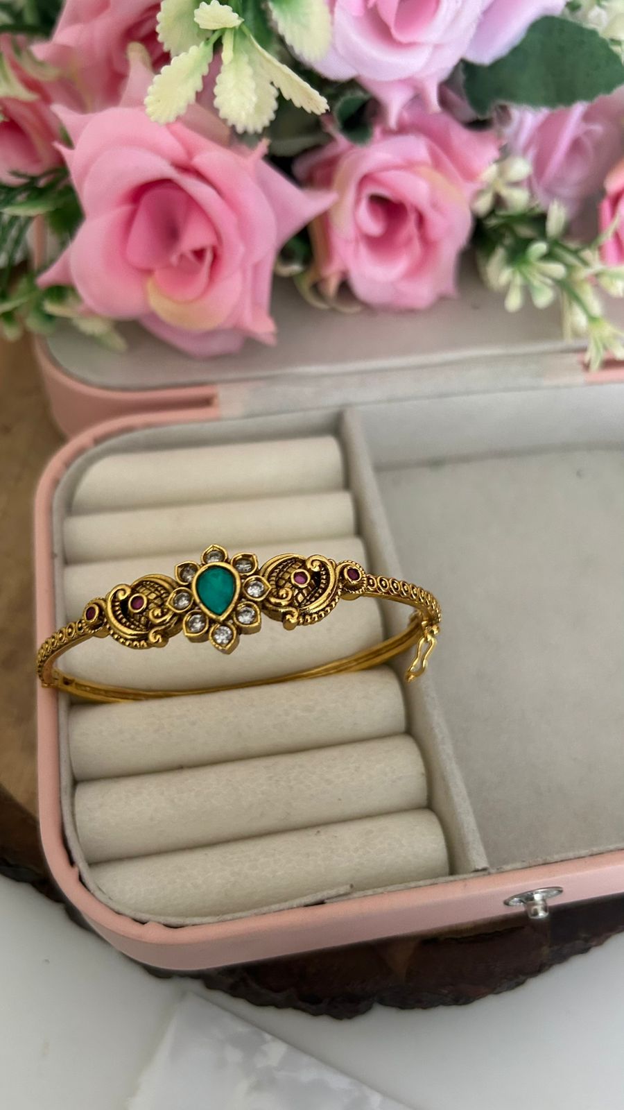 South Indian Emerald Stone Antique Bracelet openable