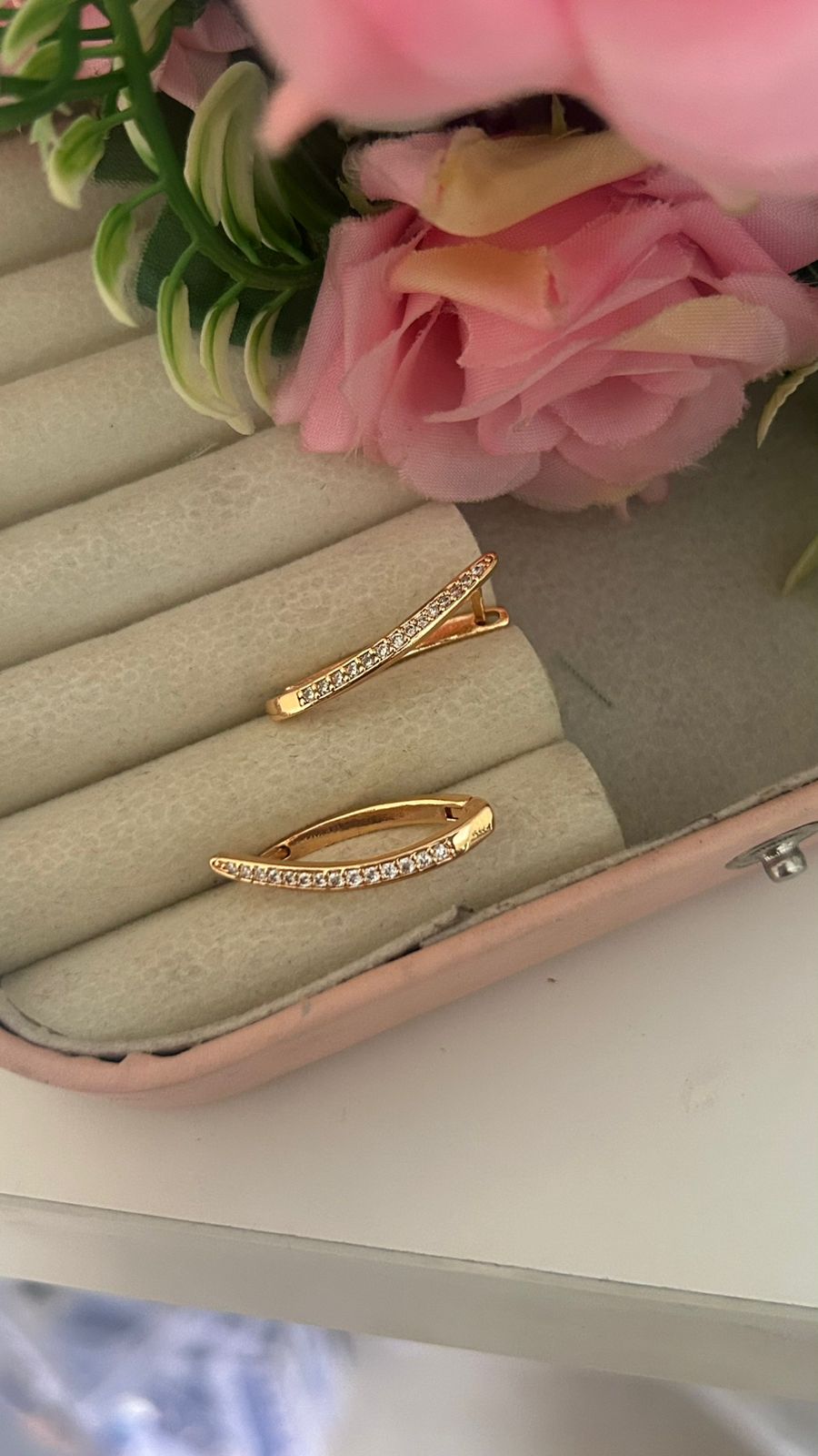 Modern Minimal Cubic Zirconia Bali Earrings – Fashion Hoop Jewellery