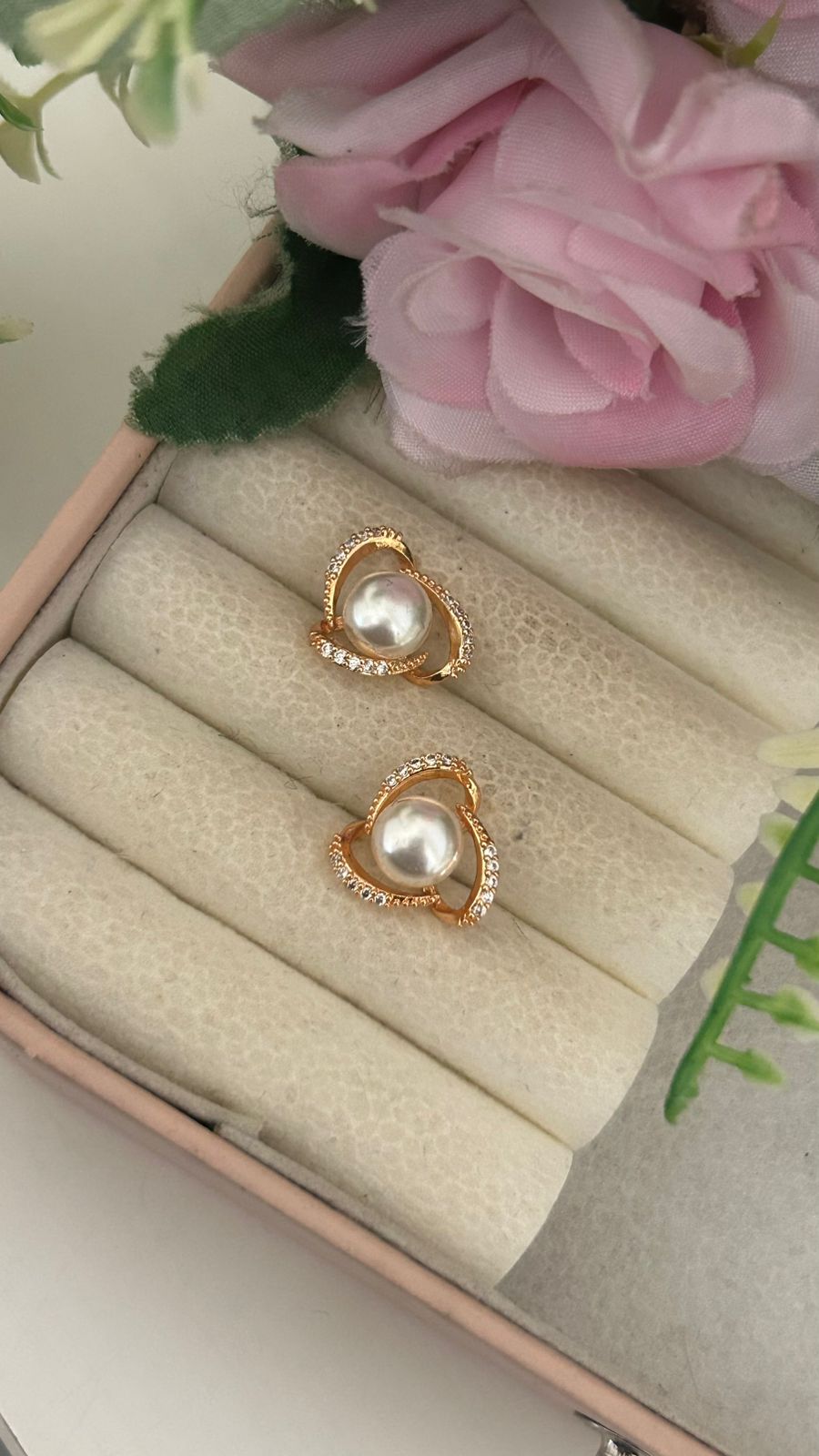 Luxury Rose Gold Pearl CZ Stud Earrings for Women