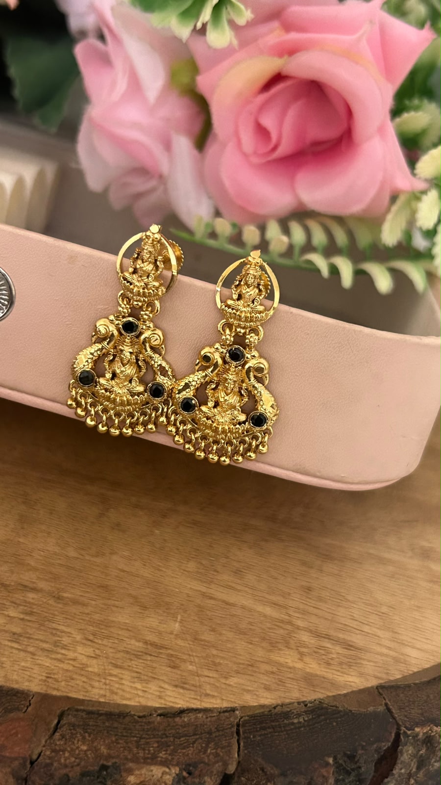 Temple Design Screwback Earrings with Black Stone Work