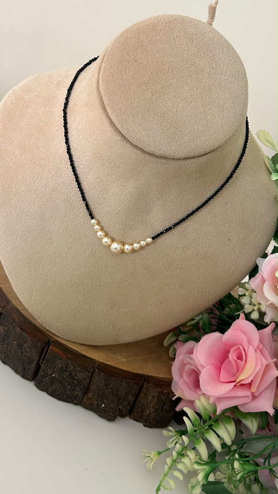 Handmade Black Crystal Beads and Swarovski Pearl blackbeads in 16 inches
