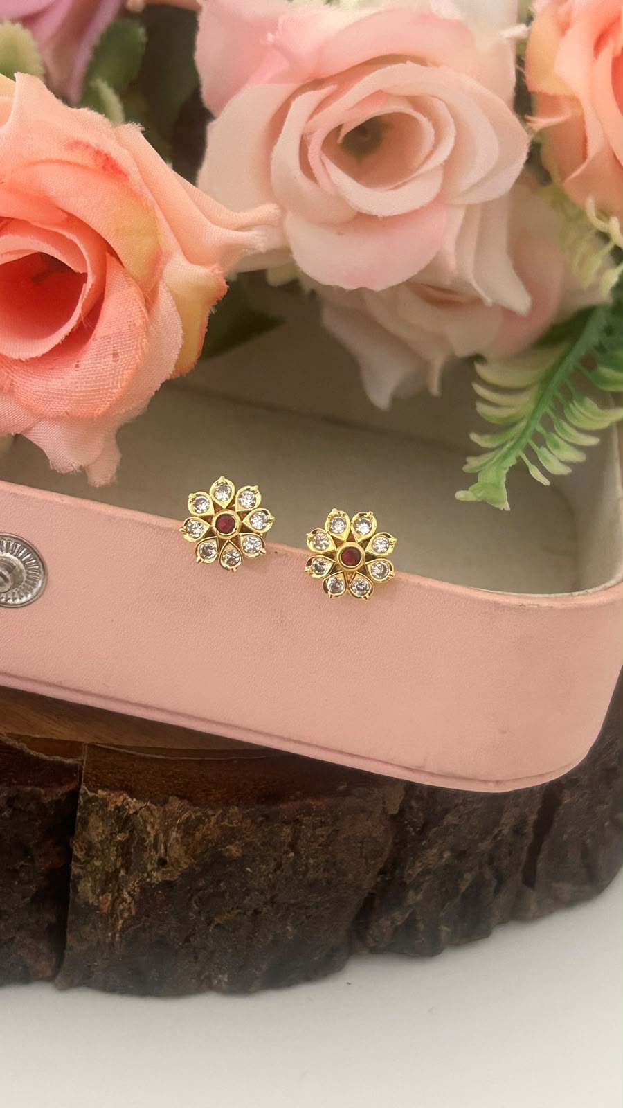 Panchaloham Polished Eight-Petal Studs