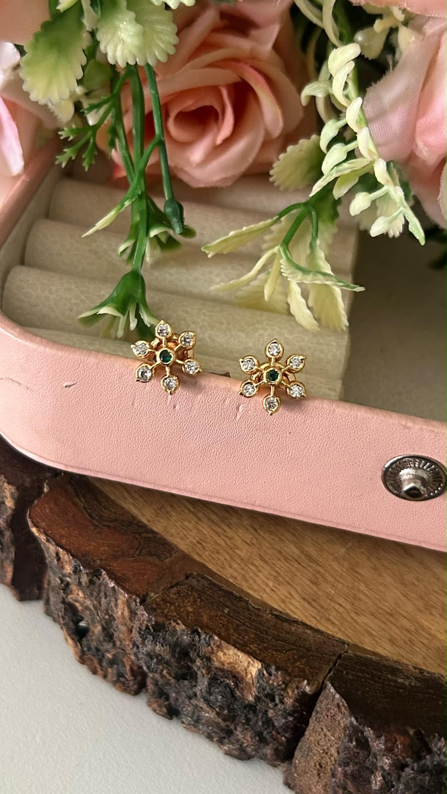 Panchaloham Polished Twinkle Star CZ Earrings in full white with middle green