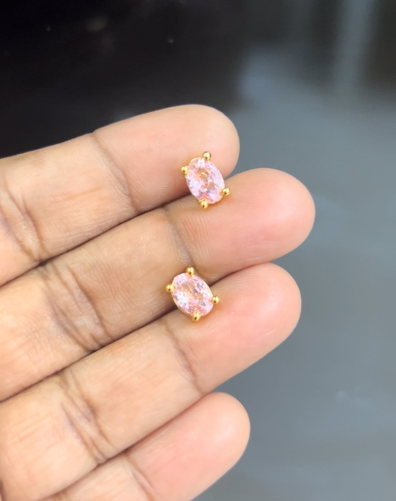 CZ Oval shape small classic stud-Pink in Screwtype