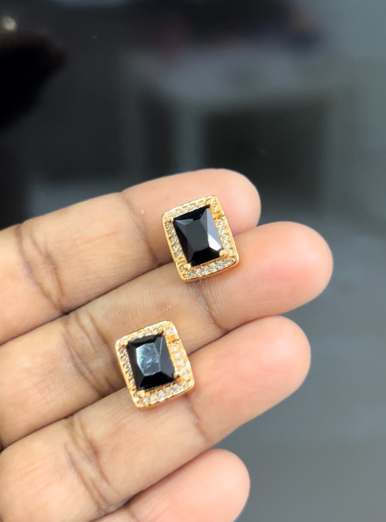 CZ color stone stud in rectangle shape