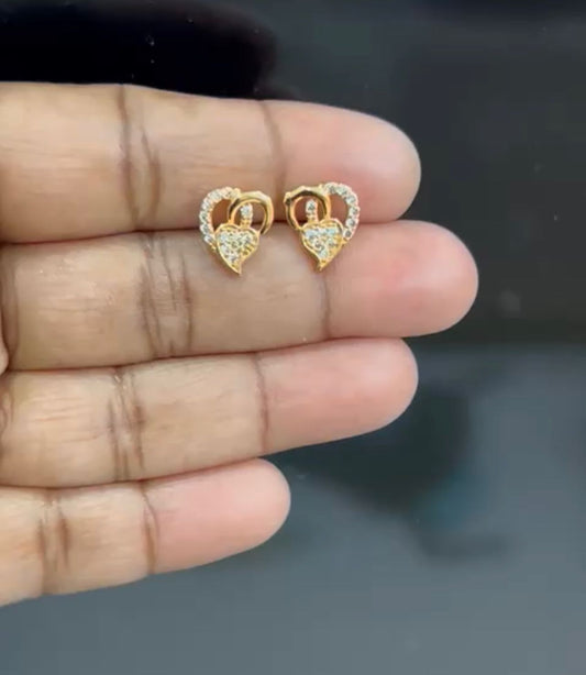 CZ LOVE SHAPE EARRINGS