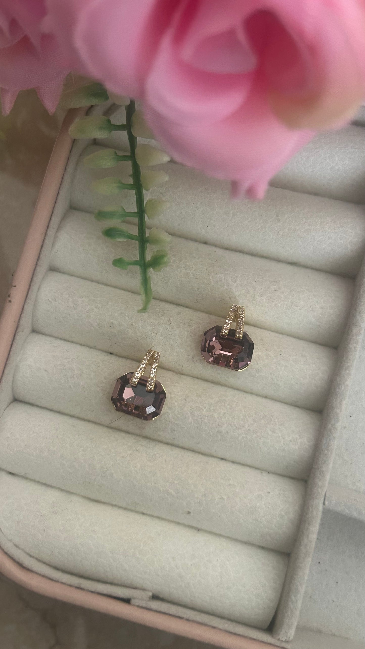 "Crystal Crush: Must-Have Stud Earrings for Modern Fashionistas":