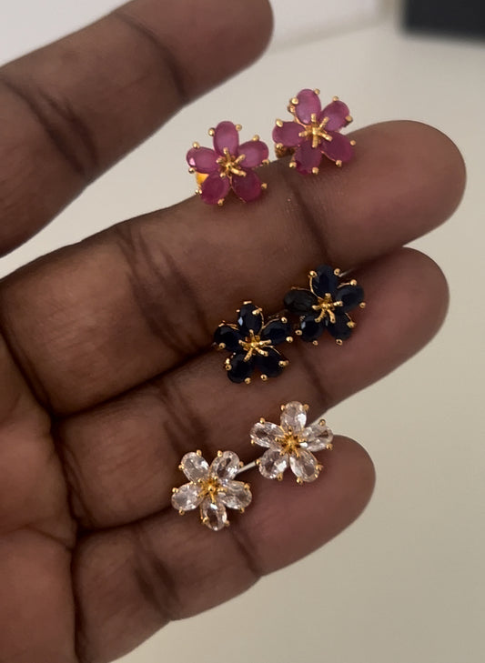 Flower stud in colours in screw