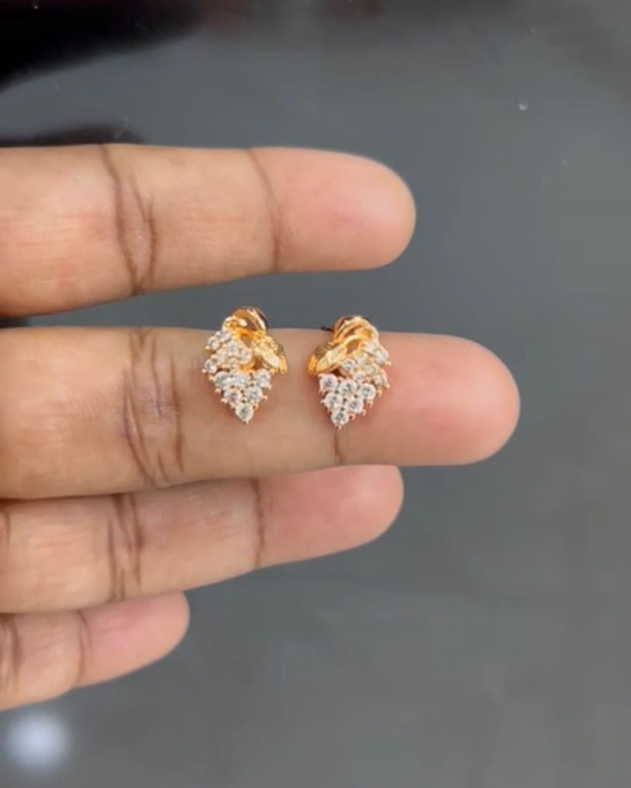 Yellow Gold Gold Stud Earrings Leaf Design Buy Charming Leaf
