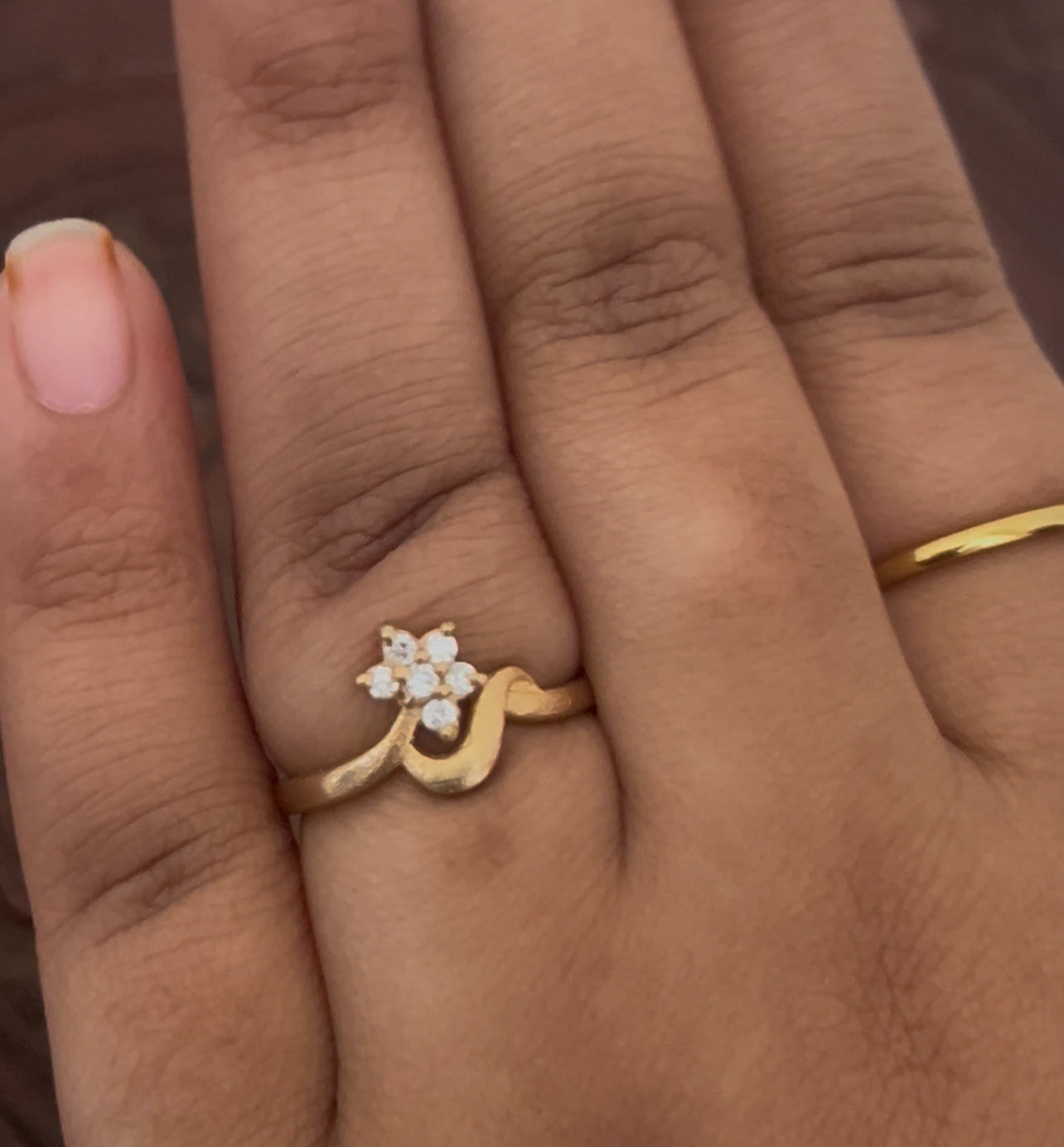 Panchaloam Gold Heart Design Ring with Floral Diamond – Stylish Women’s Finger Ring