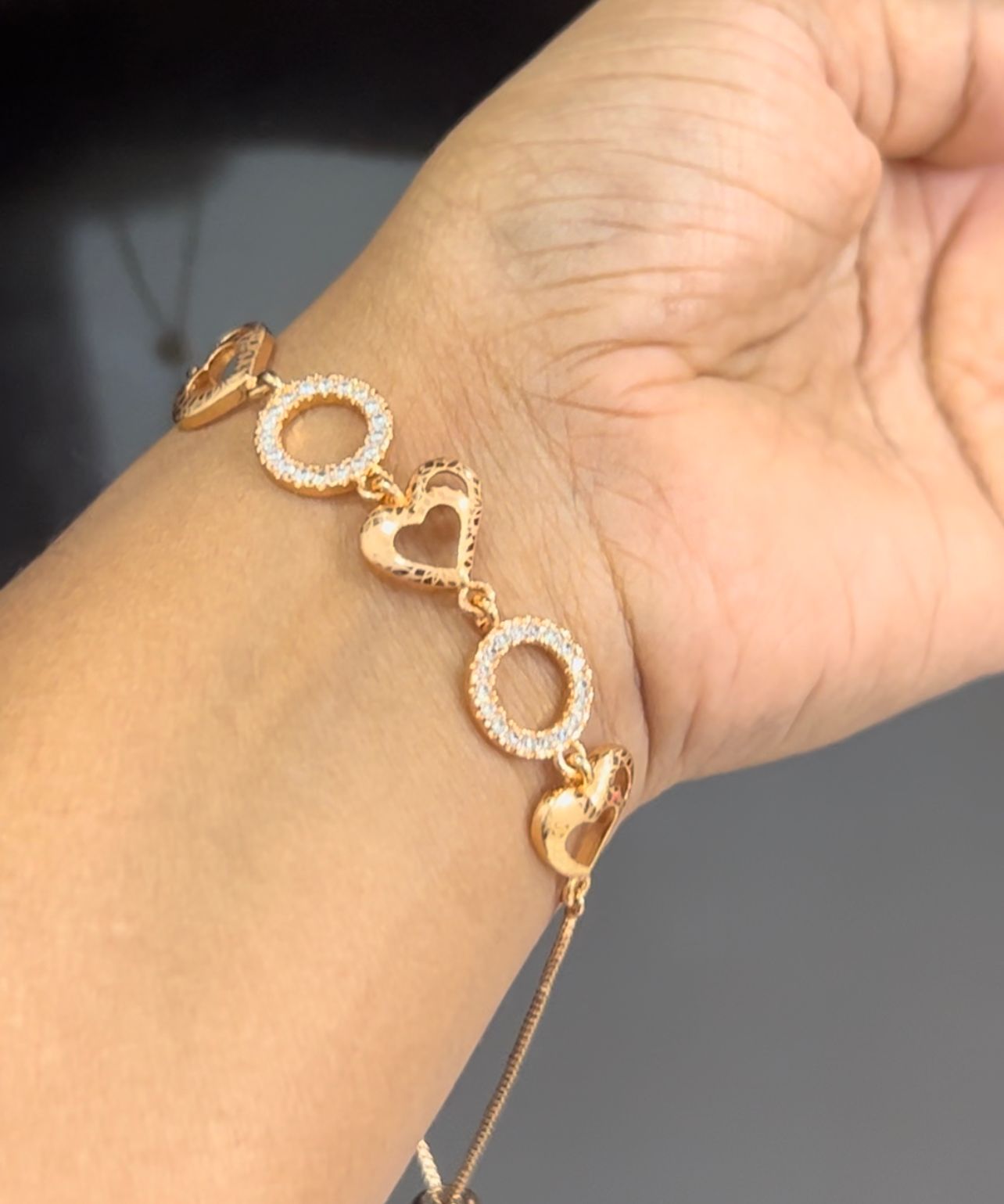 CZ LOVE SHAPE BRACELET