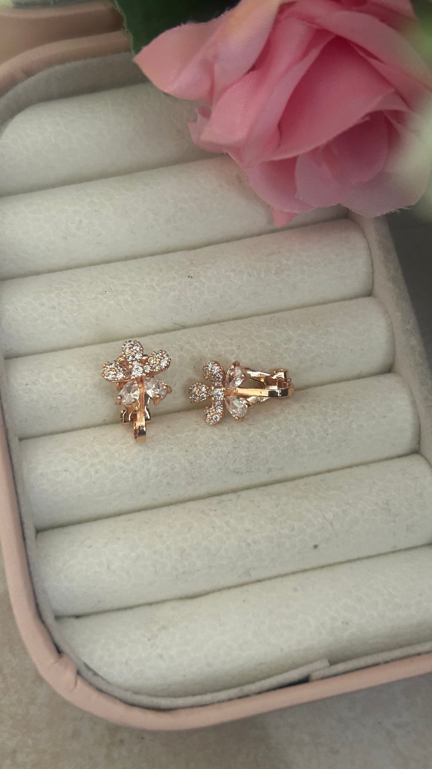 Elegant Multicolor Square Stud Earrings – Pastel Pink, Blue, Yellow Crystals in Gold Setting"