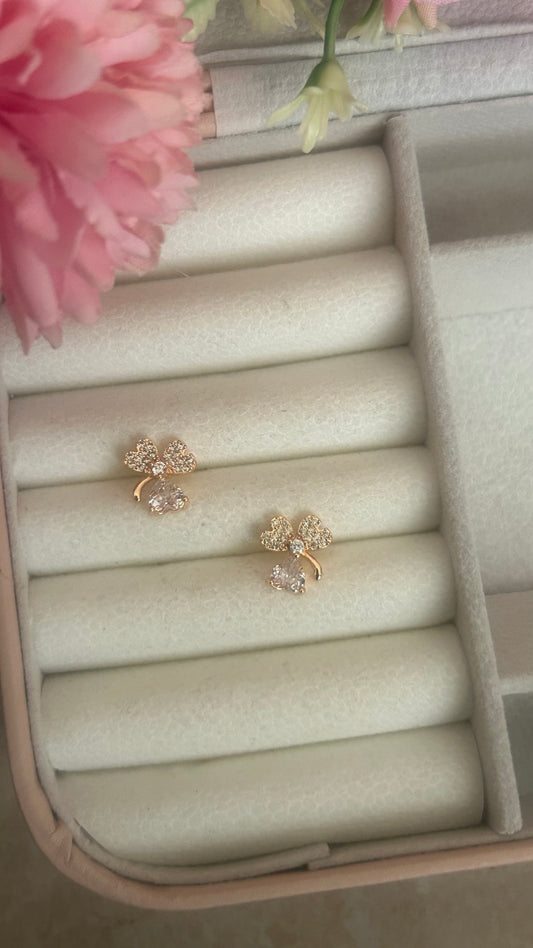 Cz leaf stud