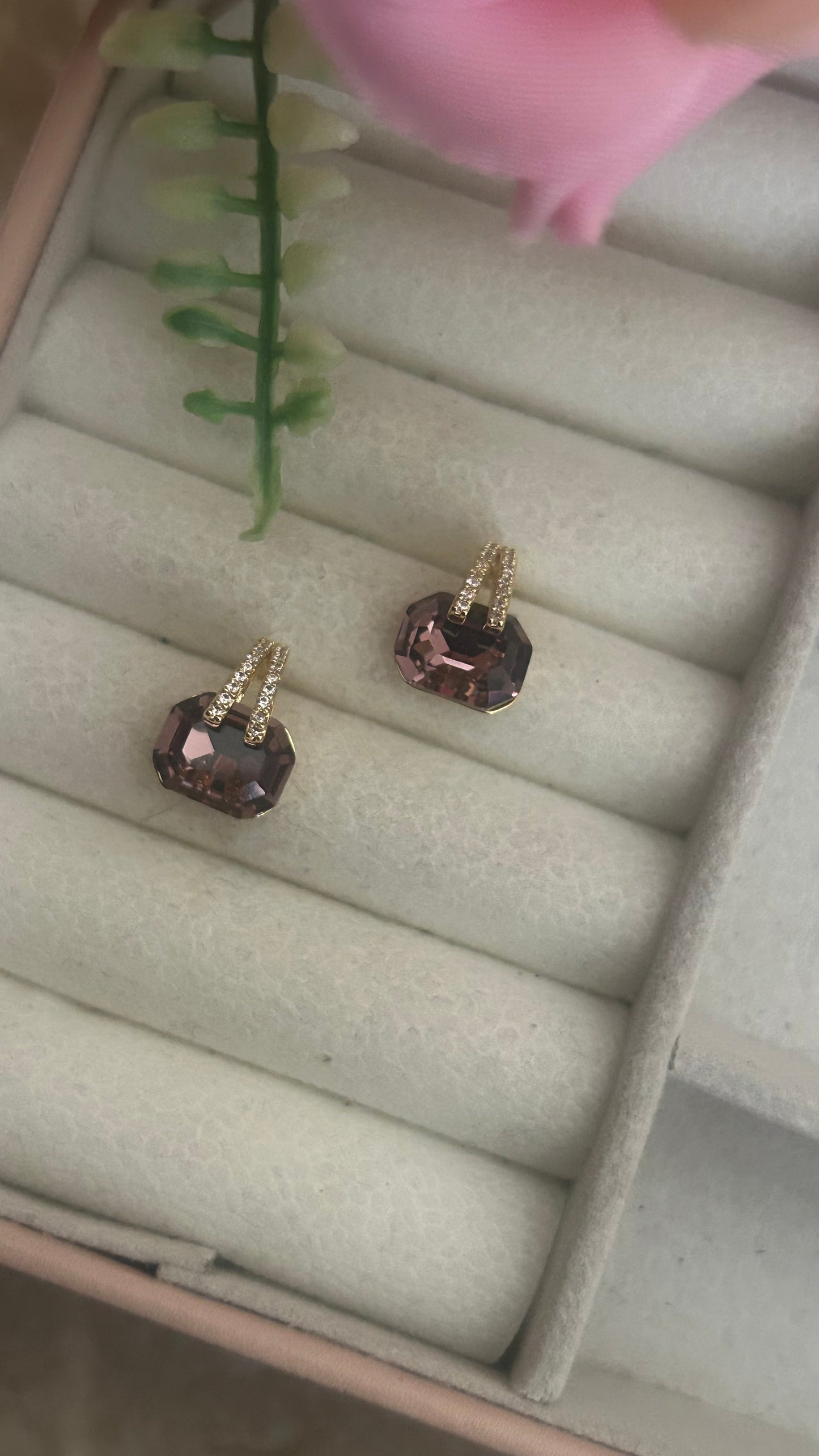 "Crystal Crush: Must-Have Stud Earrings for Modern Fashionistas":