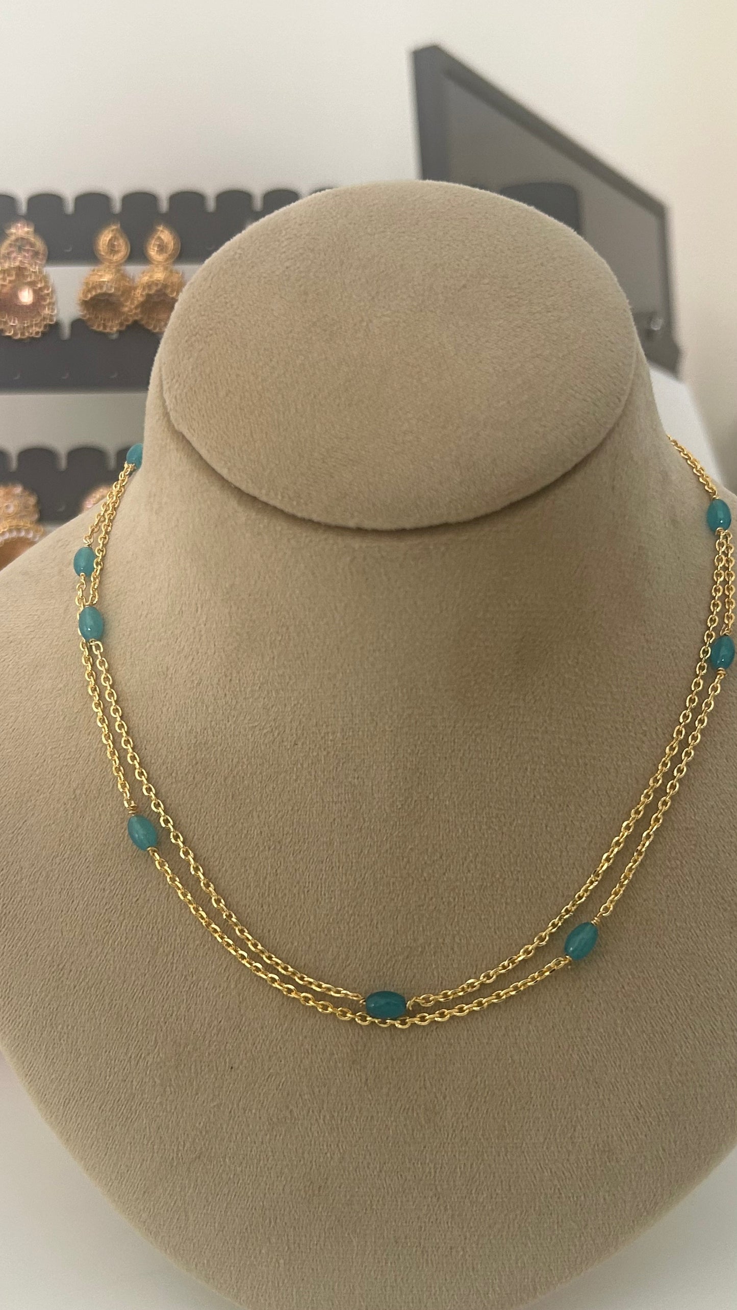 2 lines chain with blue beads