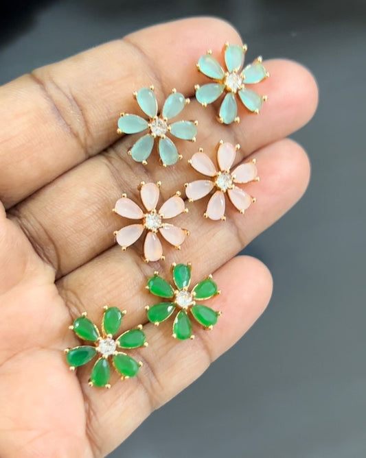 CZ Simple flower shape studs