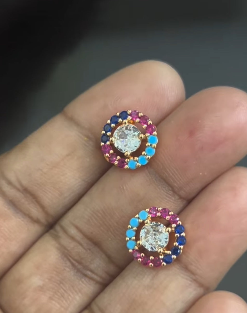 CZ multicolour round stud