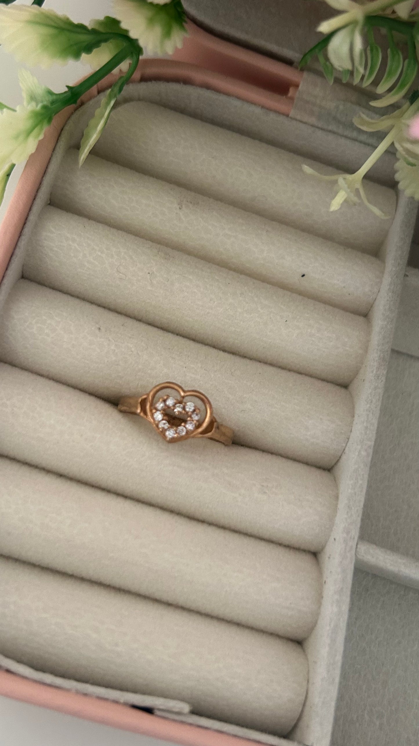 Double Heart Panchaloham Ring – Sparkling Stone Design for Everyday Elegance