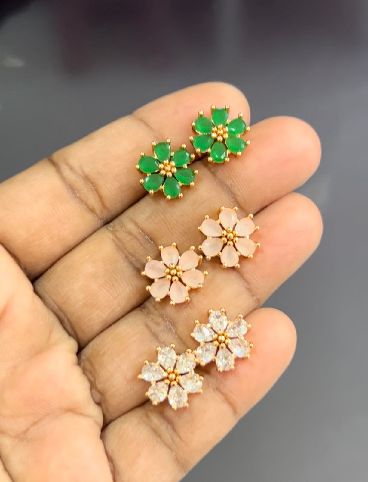 CZ FLOWER STUD