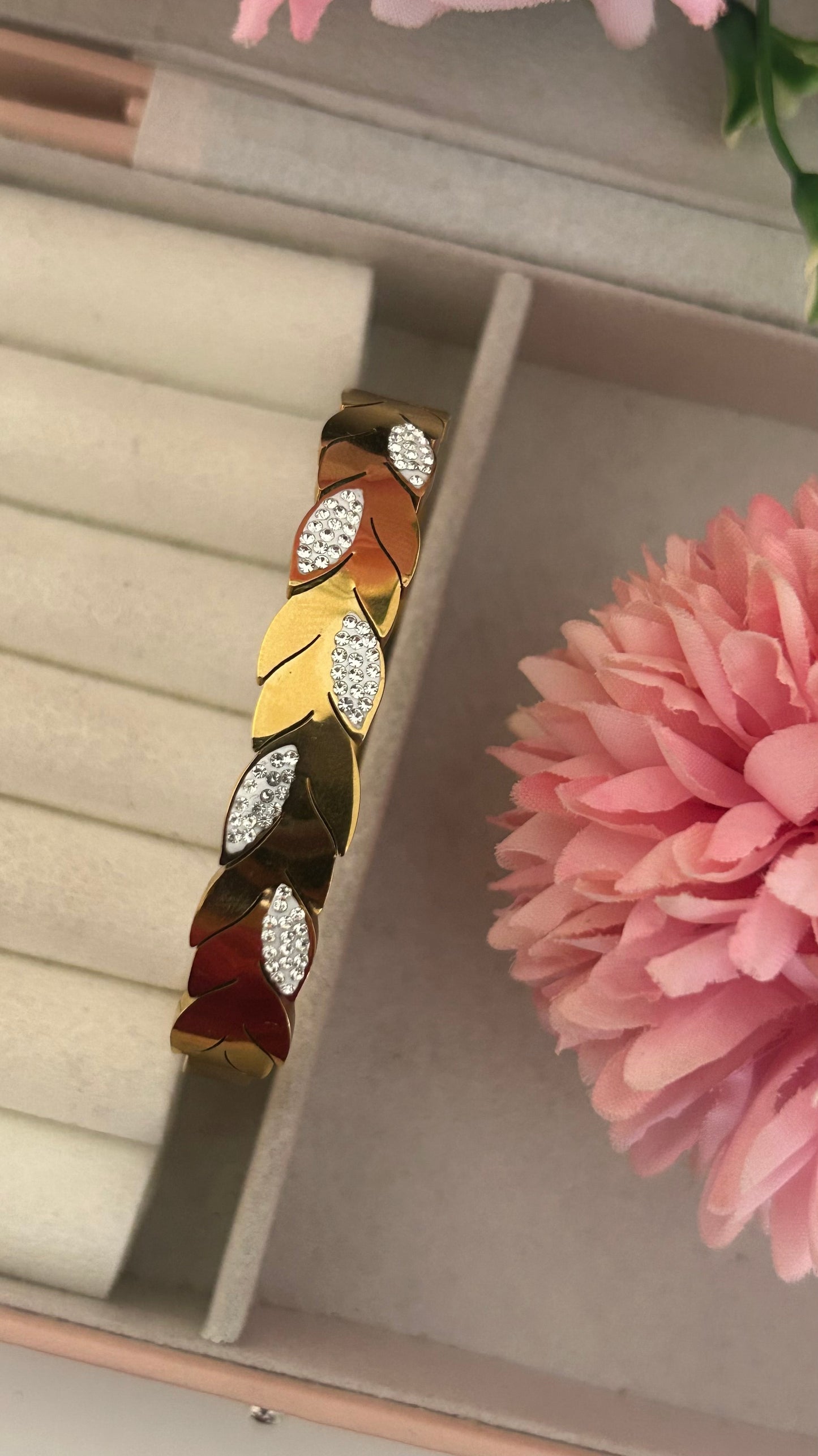 Elegant Leaf Design Gold-Plated Stainless Steel Kada with Crystal Accents for Women"