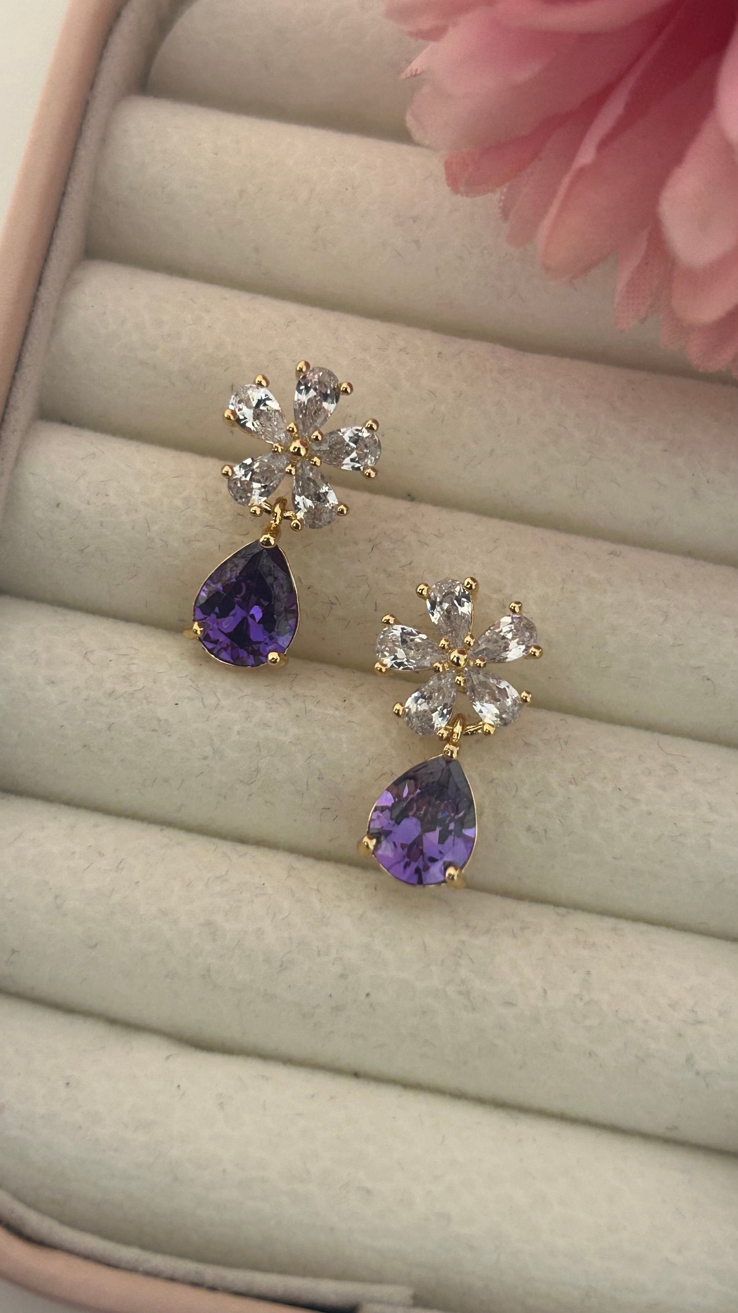 "Luxury Flower-Shaped Stud Earrings with Amethyst Teardrop – Gold Finish Crystal Jewelry for Women"