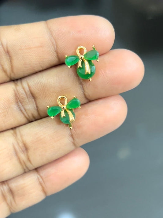 CZ BOW SHAPE EAR RING