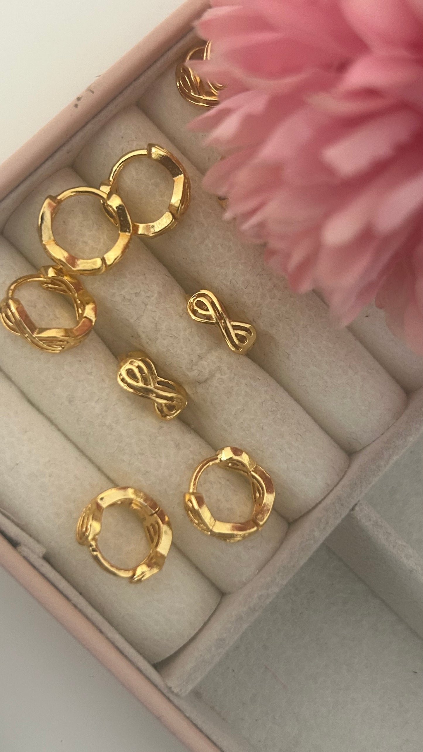 Infinity Knot Micro Gold Plated Daily wear Bali Set