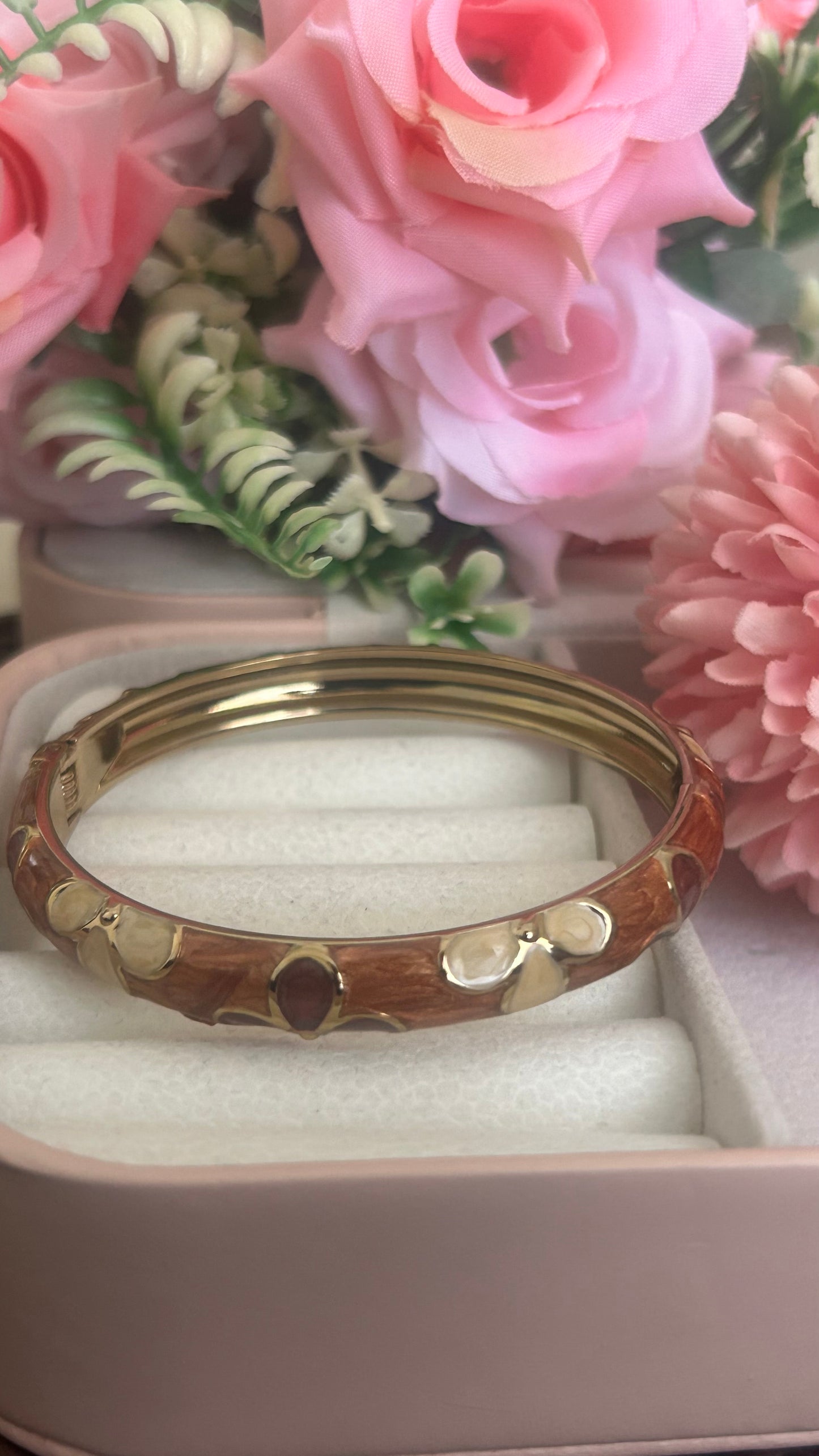 Crimson blossom enamel kada ll openable kada