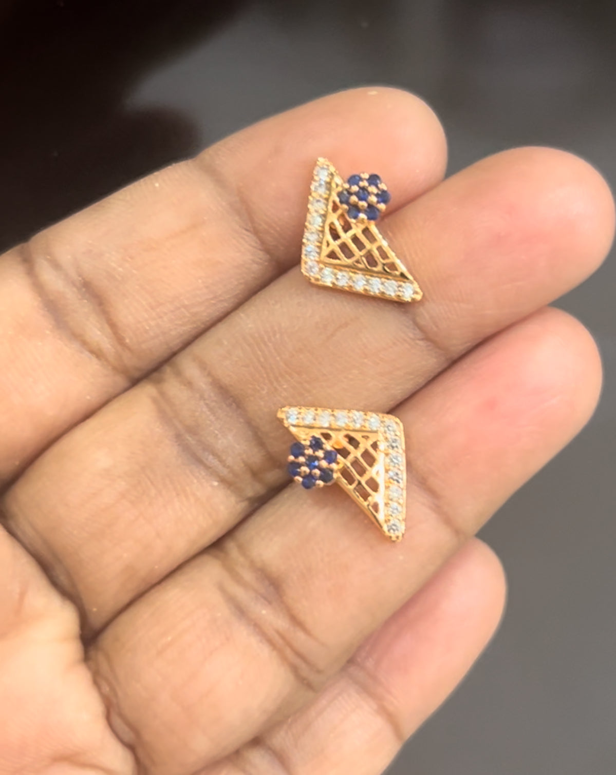 CZ triangle shape stud with small flower