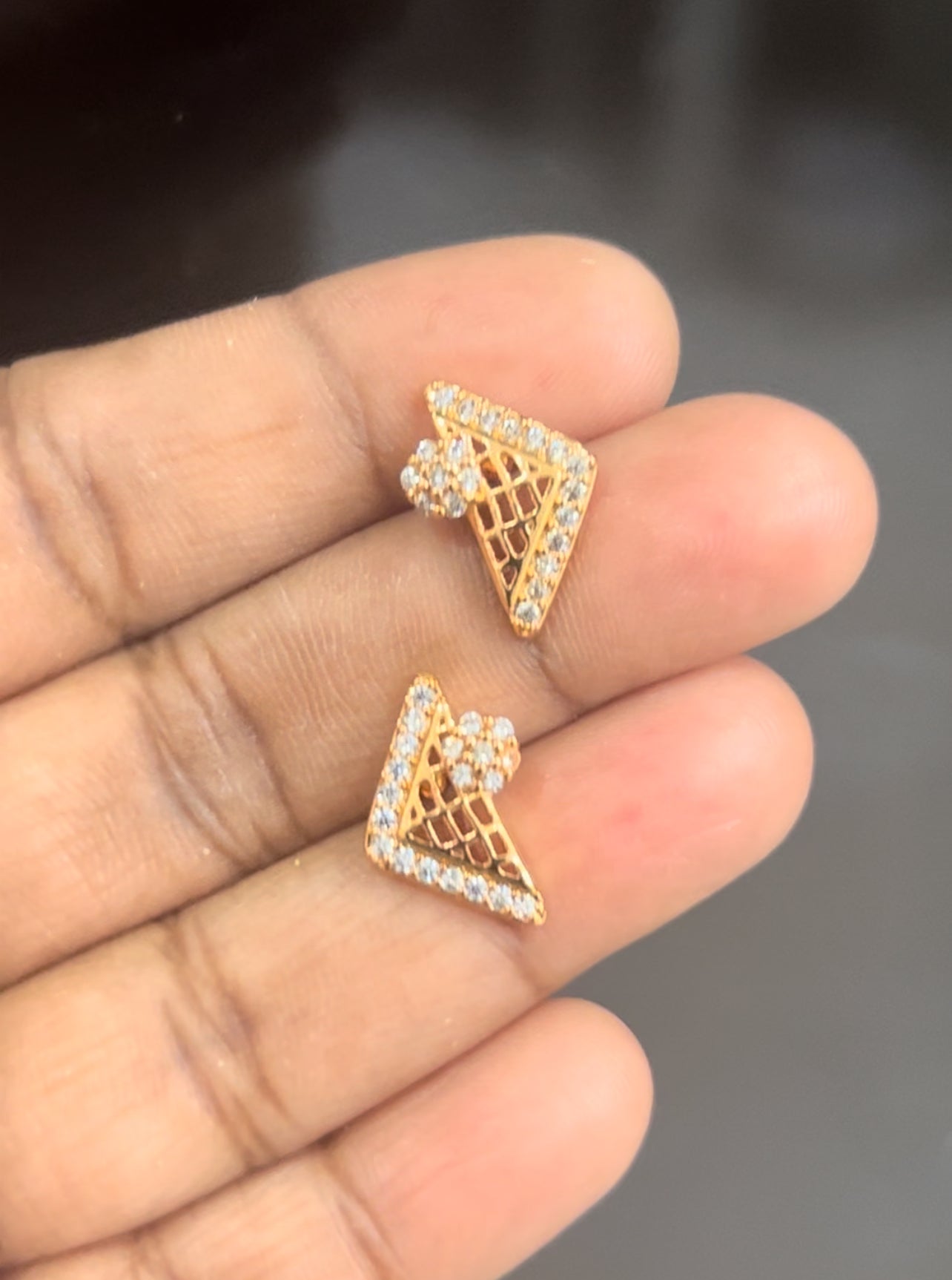 CZ triangle shape stud with small flower