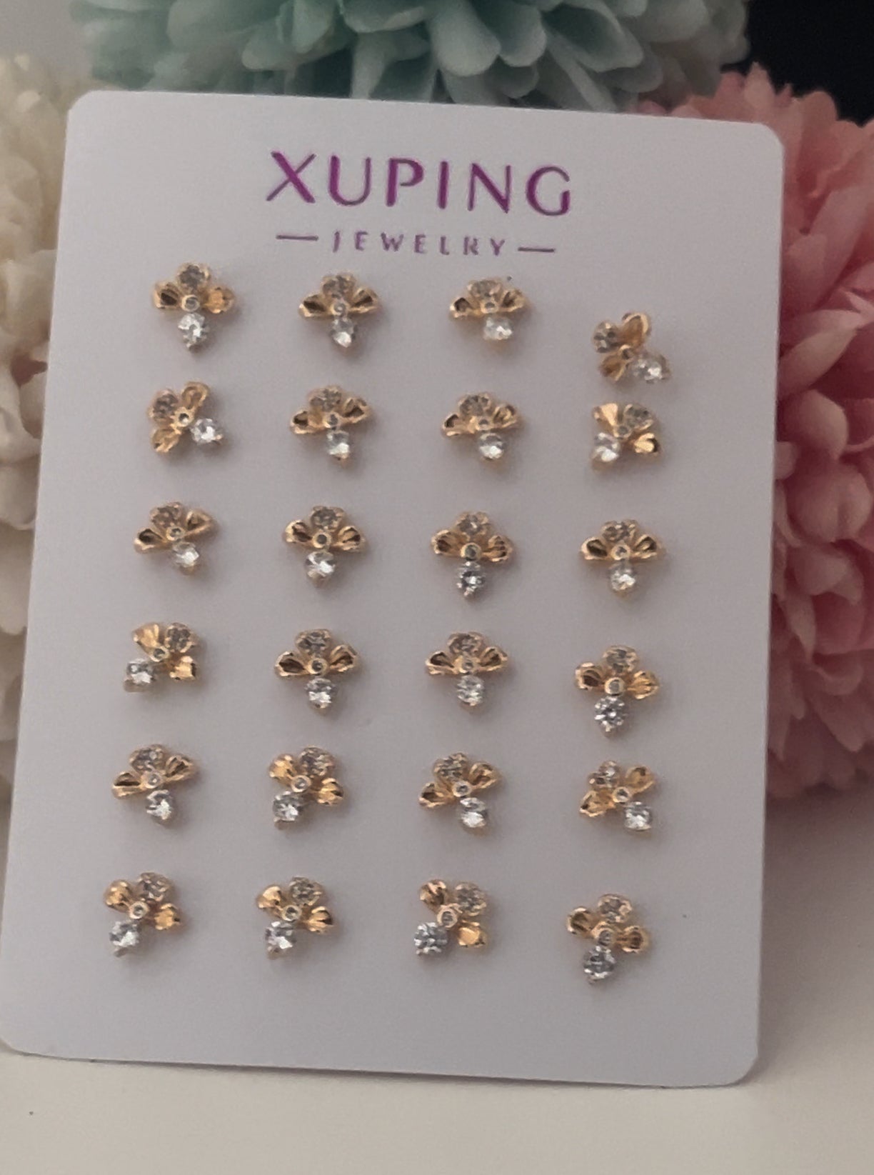 Xuping small 4 petal flower stud