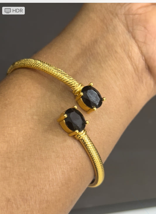 Kada with black stones