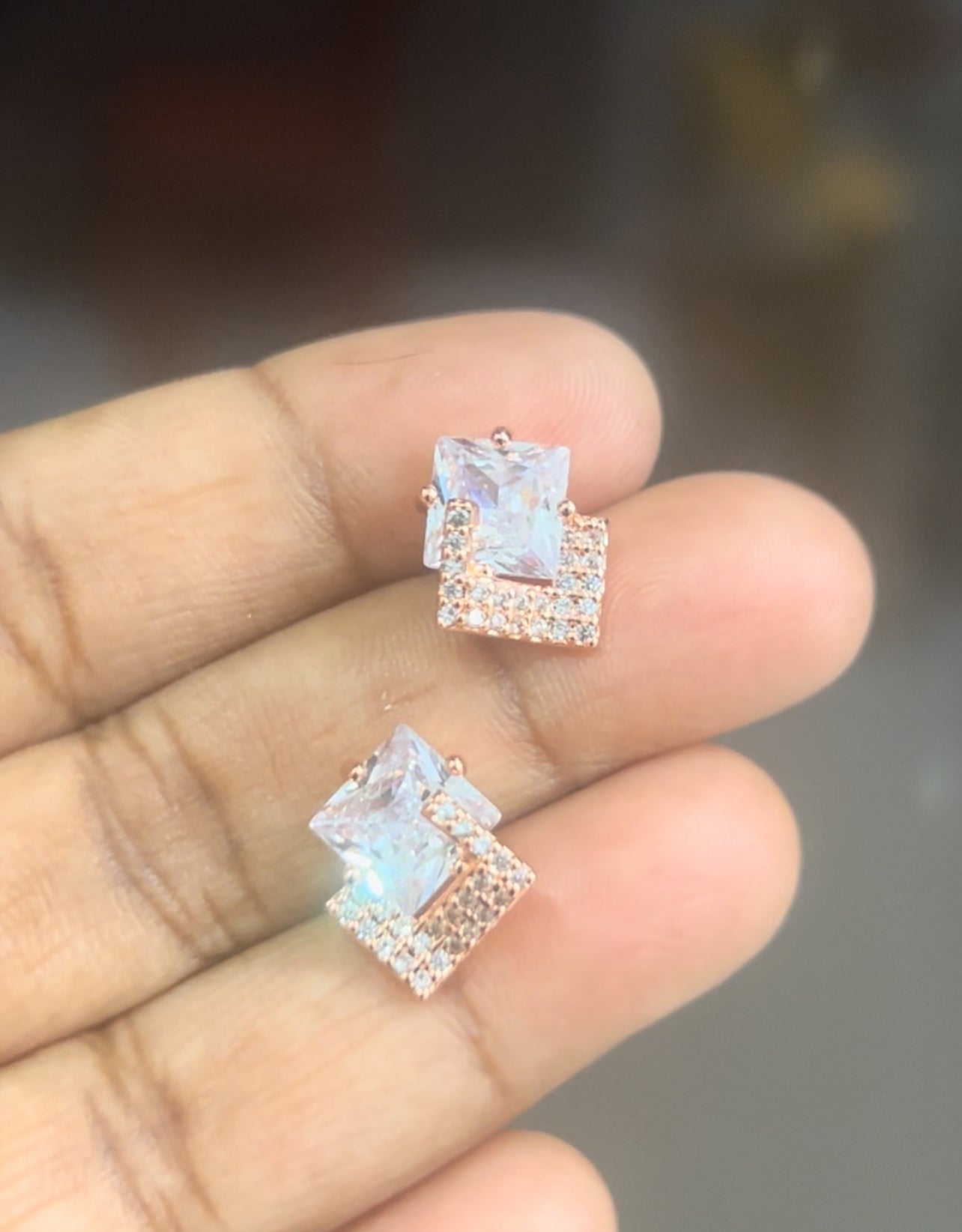 CZ cute stone stud