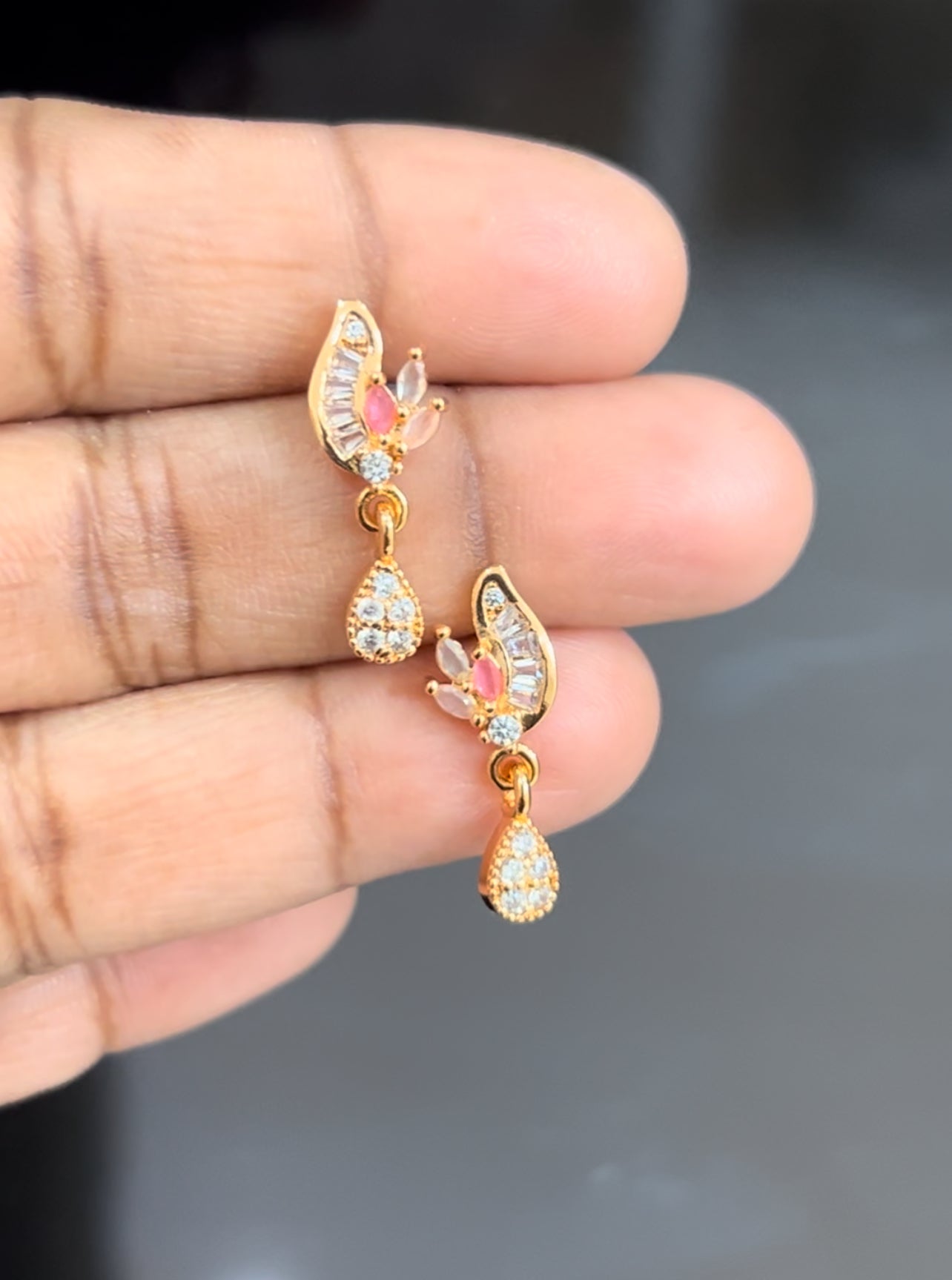 CZ curve shape stud with drops