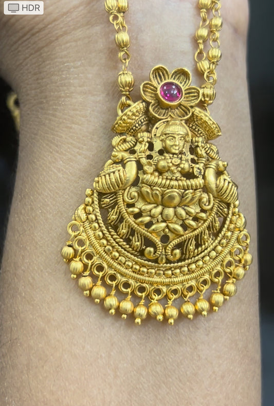 Lakshmi Devi locket chain with earrings