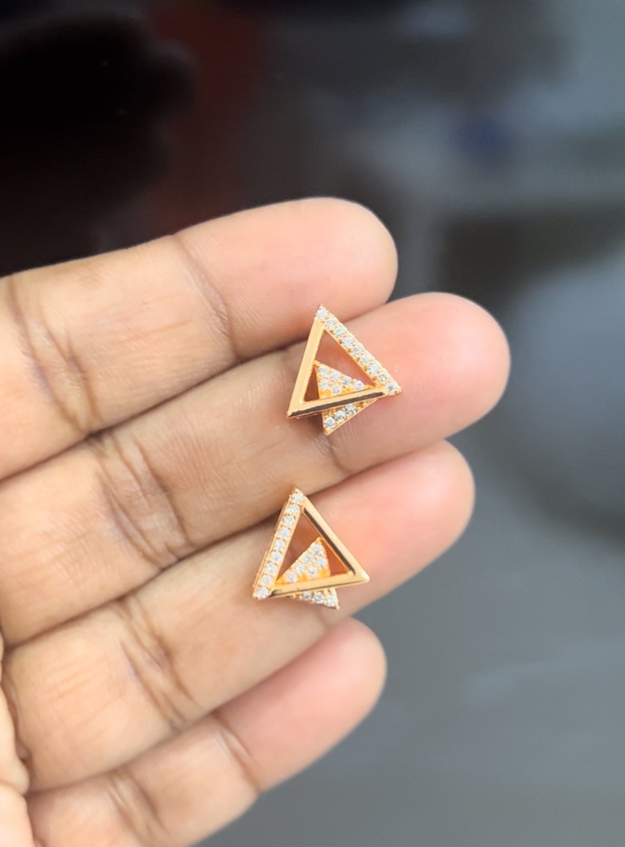 CZ 3d triangle stud