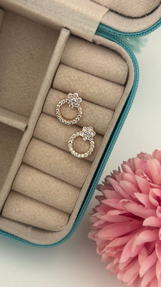 CZ White stones round shape stud