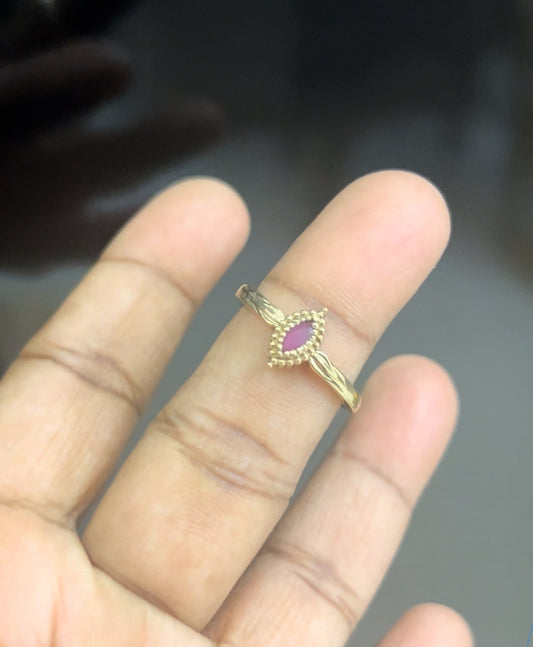 Panchaloham single red stone finger ring