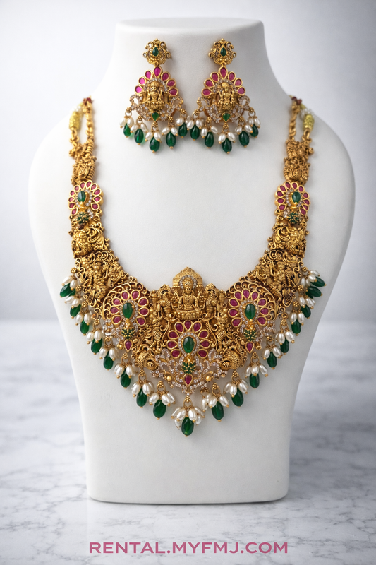TRADITIONAL NECKSET