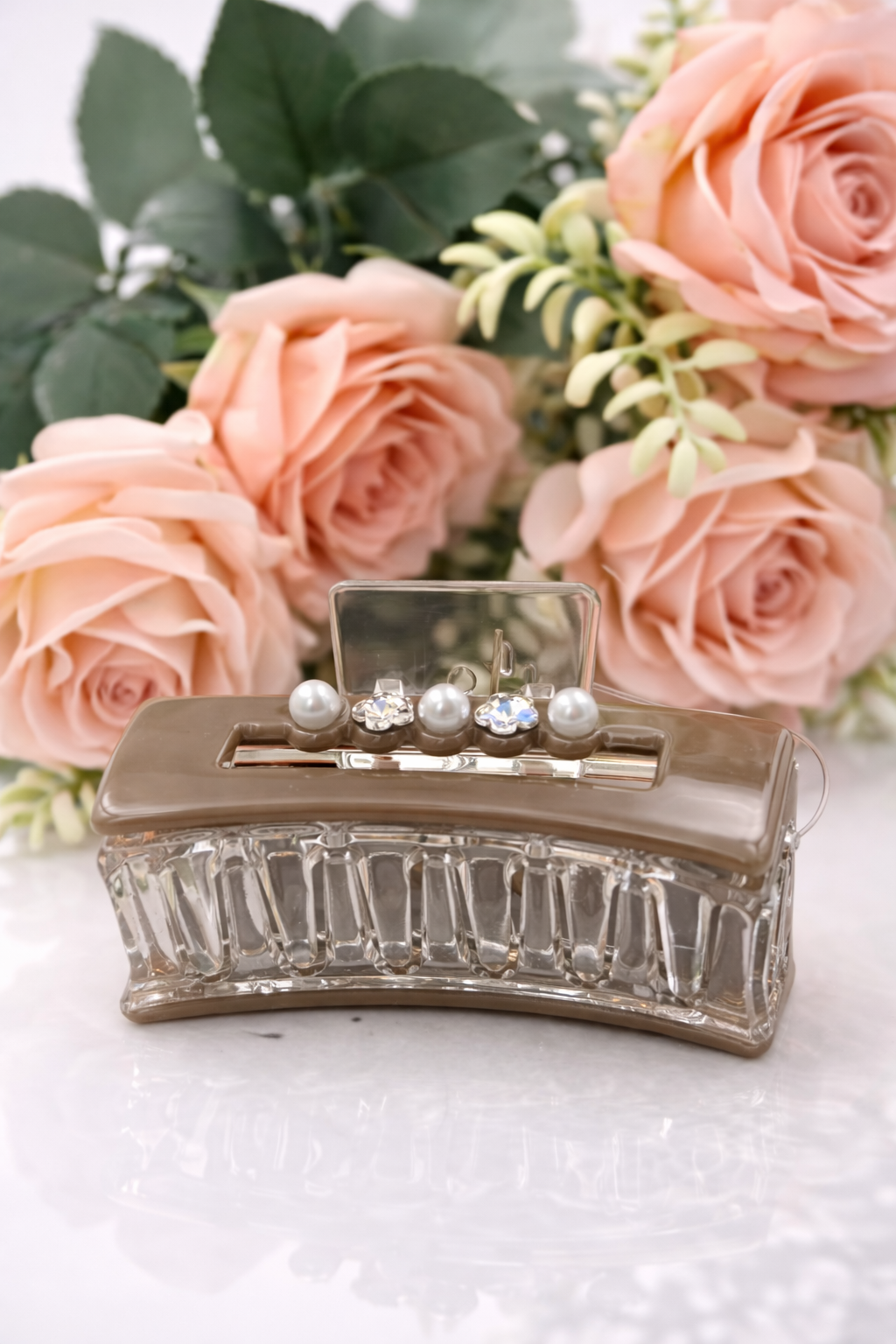 Minimalist Rectangle Hair Clips – Acrylic Hair Accessories for Women